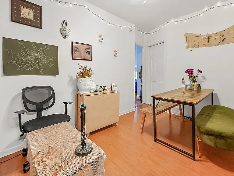 124 Mott St #23 — Photo 4