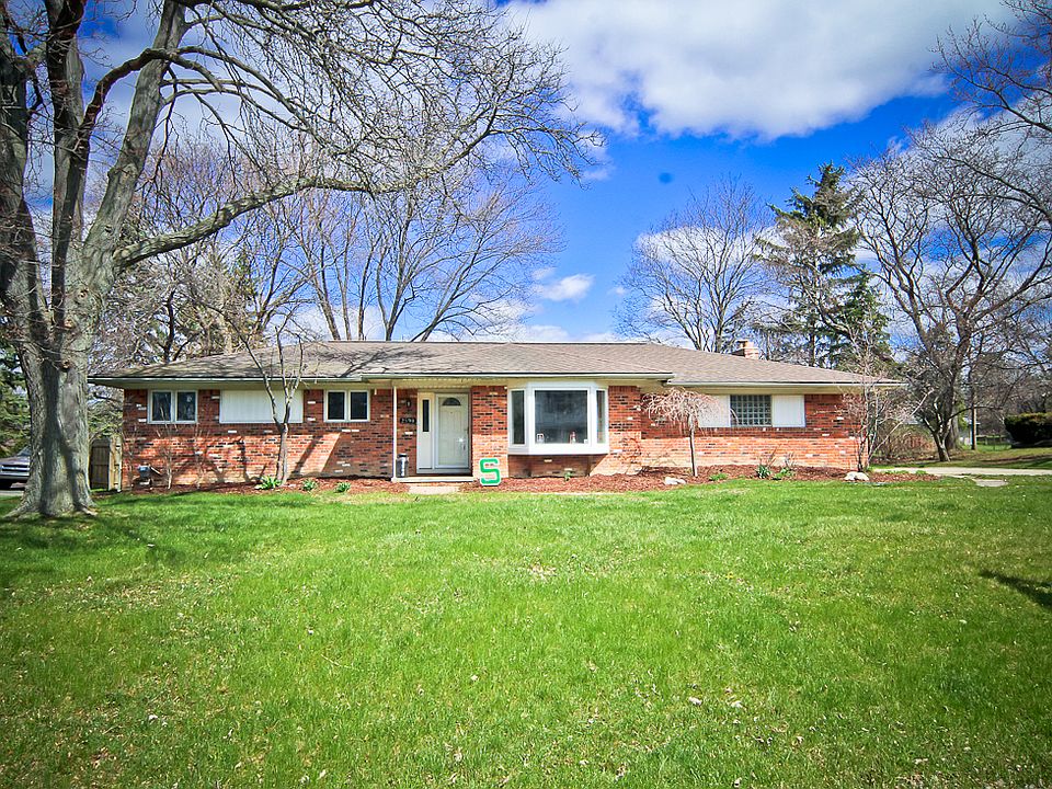1st image of 2590 Binbrooke Dr
