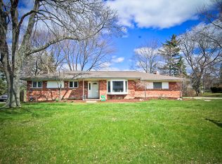 2590 Binbrooke Dr, Troy, MI 48084