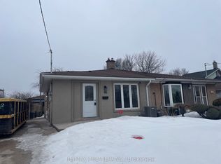 86 Saint Lucie Dr, Toronto, ON M9M 1T3