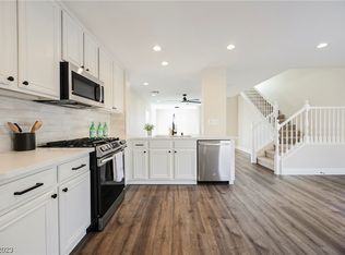 675 Magrath St, Las Vegas, NV 89178