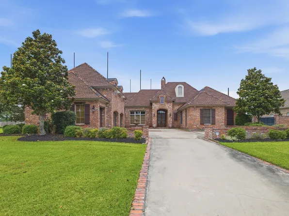 4836 Gleneagle Dr, Lake Charles, LA 70605