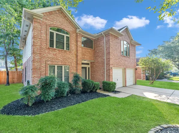 18 Dover Dr, Conroe, TX 77304