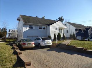 40 Isabelle St, Metuchen, NJ 08840