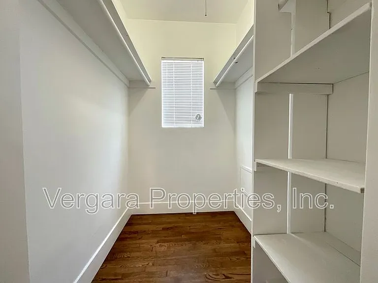 12138 York Ave #A — Photo 6