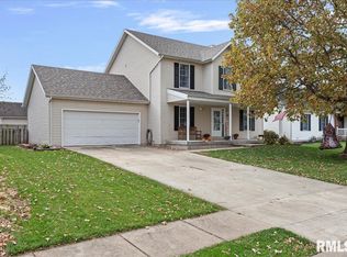 3704 Kerry Blvd, Springfield, IL 62707