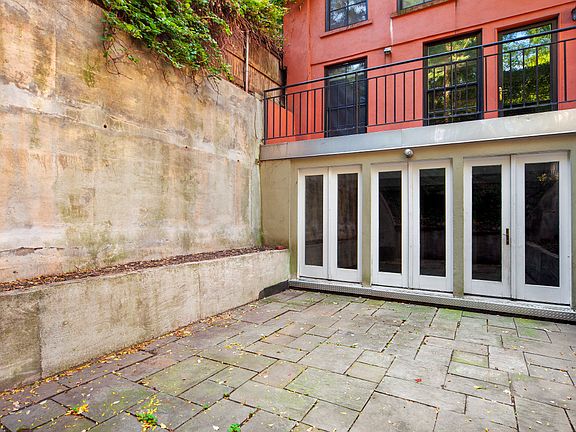 4th image of 343 W 20th St APT 2