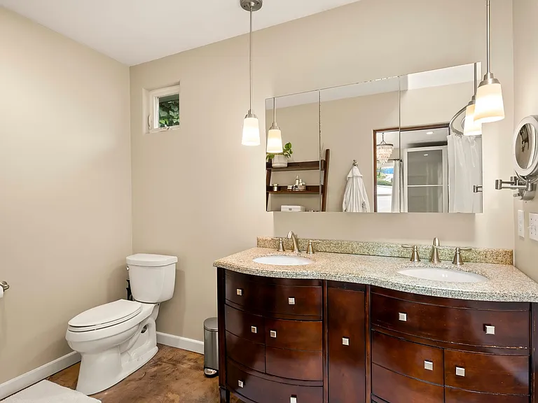 802 1/2 Stevens Ave — Photo 14