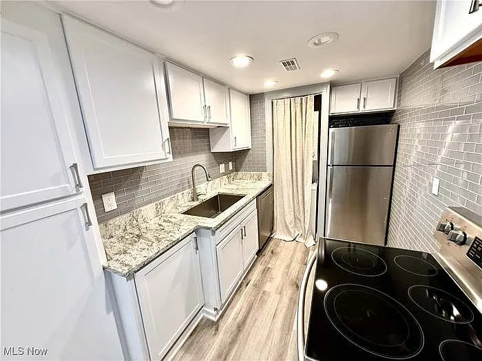 23200 Lake Rd #48 — Photo 7