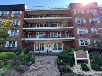 70 N Grove Street #1R, Freeport, NY, 11520
