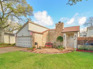 11362 Oakcenter Dr, Houston, TX 77072