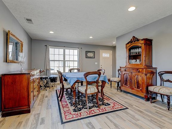 5th image of 5500 Goldenrod Ln
