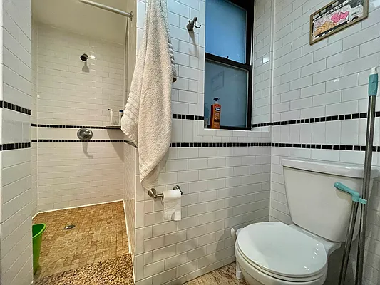 Rented by J Misrahi Realty Corp | media 15