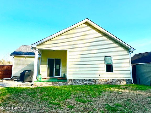 2nd image of 604 Spoleto Court