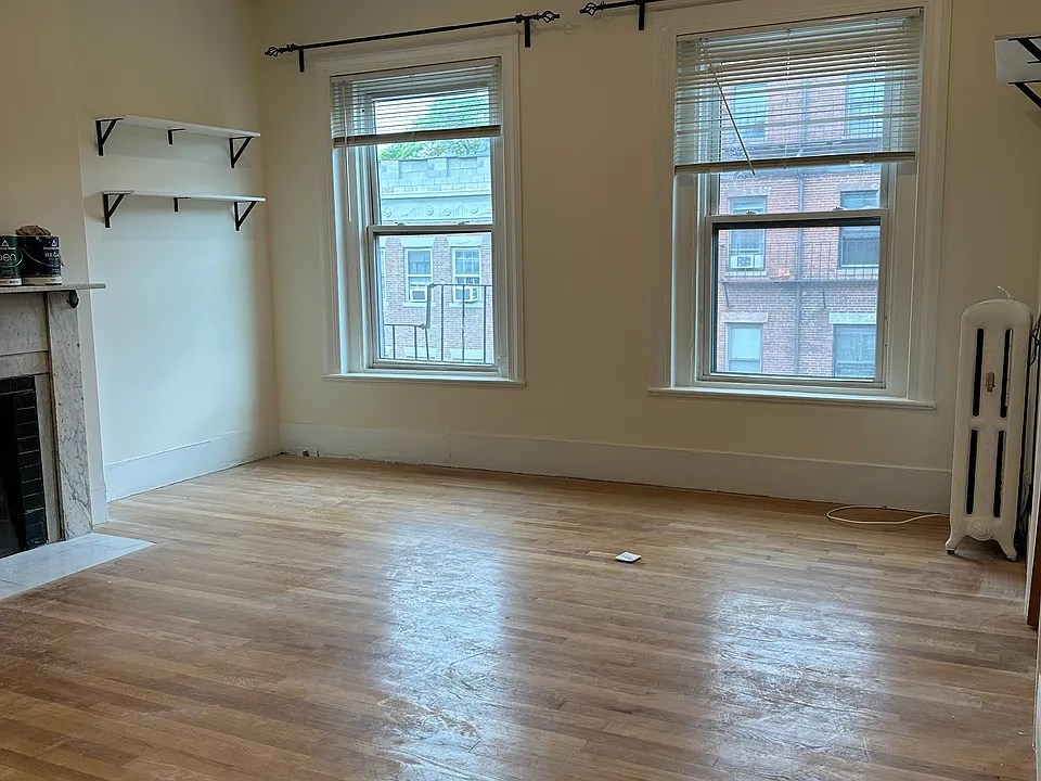 79 Charles St #4