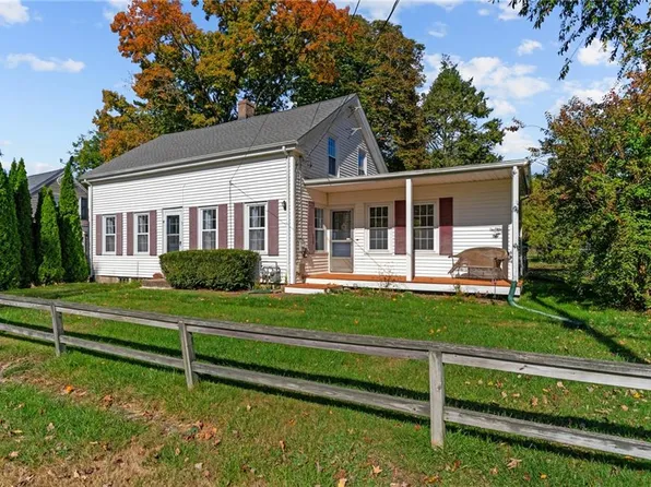 1539 Hope Rd, Hope, RI 02831