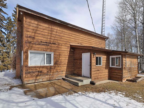 2nd image of 463041 Range Rd #12-5