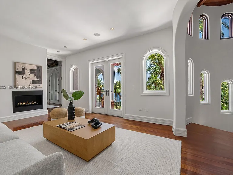 16 Palm Ave — Photo 15