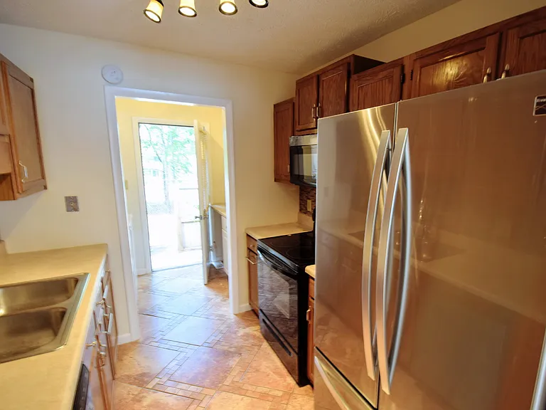 206 Villa Dr — Photo 4