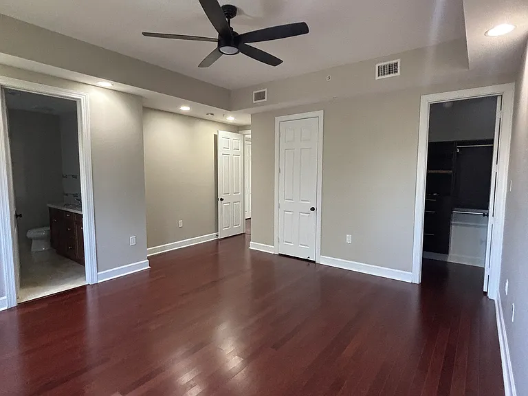 3901 Coral Heights Way — Photo 13