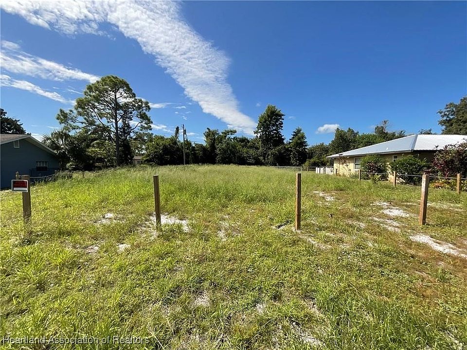 1st image of 124 Lime Rd NW