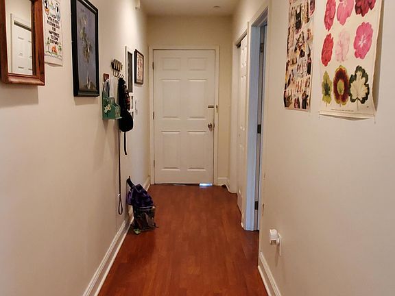 3rd image of 2125 N 19th St #1R