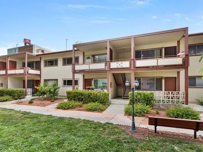 350 E Desert Inn Rd Unit H205, Las Vegas, NV, 89109