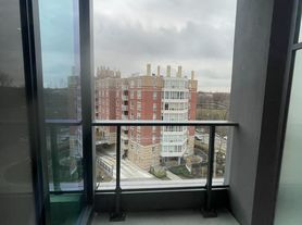 250 Lawrence Ave W