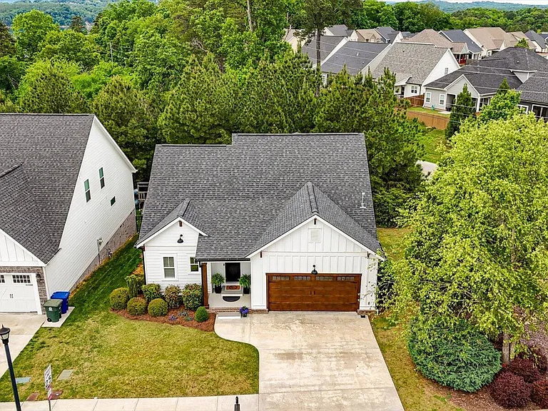 4893 Preserve Dr — Photo 44