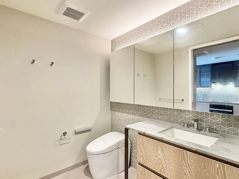 1000 Auahi St #3909 — Photo 18