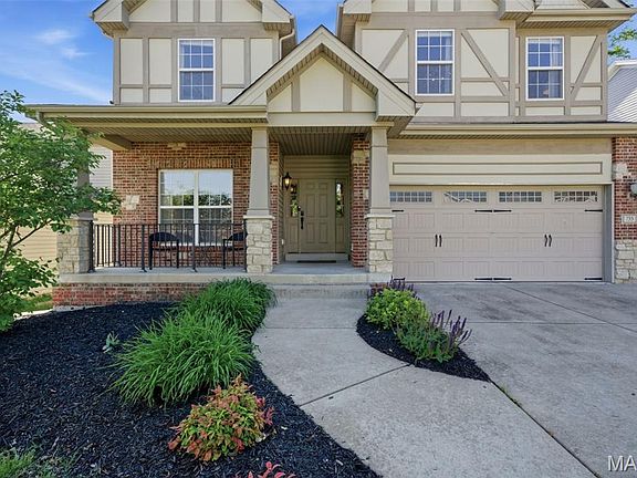 2nd image of 735 Harvest Ln