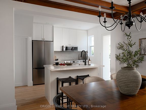 3rd image of 6 Oakdene Cres