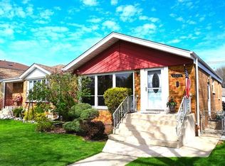 6025 S Moody Ave, Chicago, IL