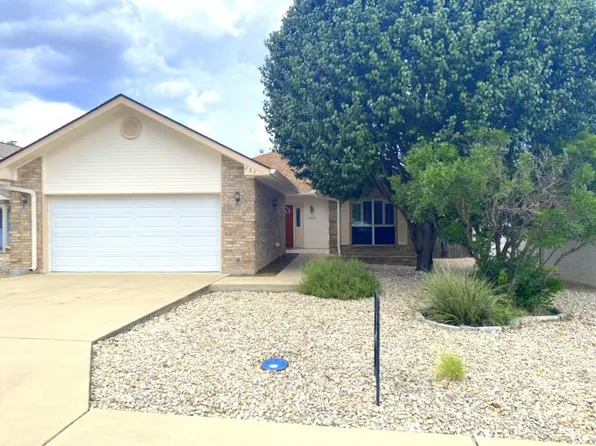 237 Oak Hill Dr, Kerrville, TX 78028