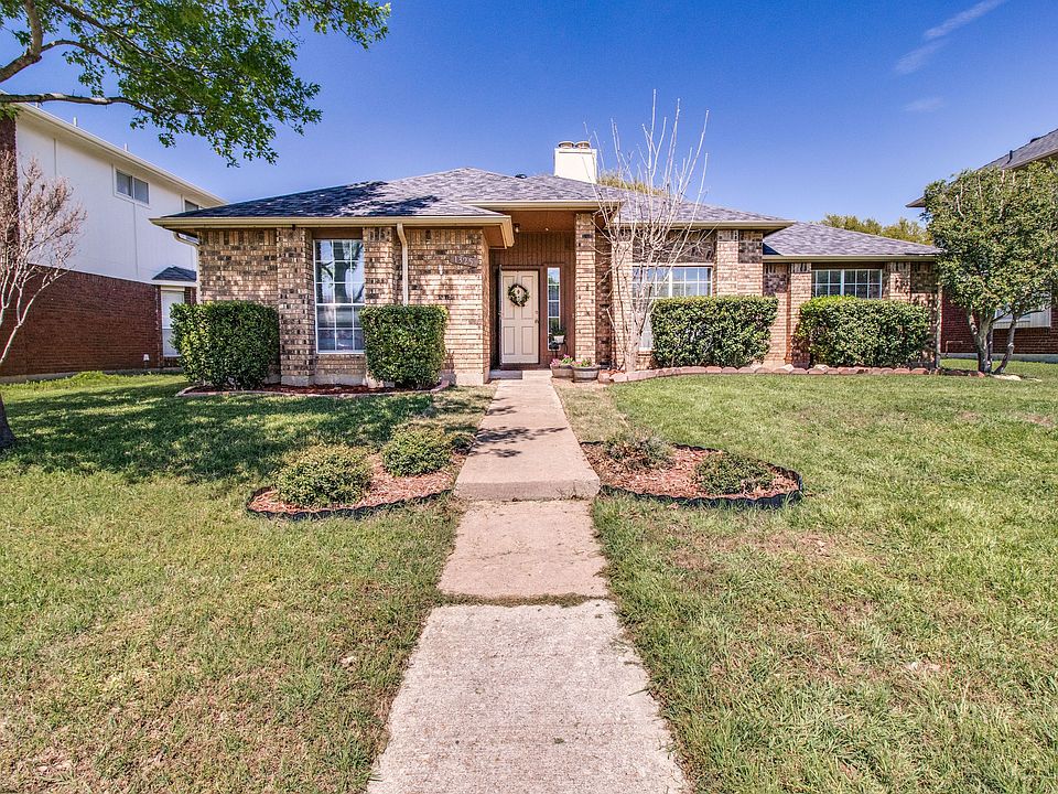 1325-silver-maple-dr-carrollton-tx-High-Res-1.jpg