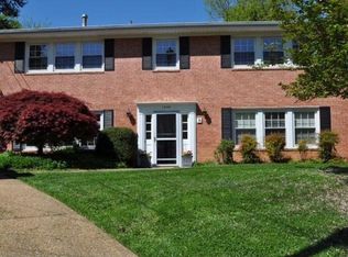 1040 Warbler Pl, Mc Lean, VA 22101