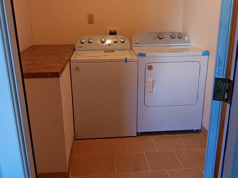 76 South St #1A — Photo 11