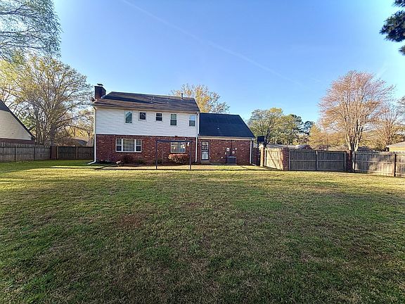 2nd image of 6092 Macinness Dr