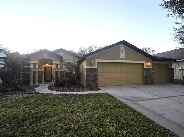 14818 Heronglen Dr, Lithia, FL 33547