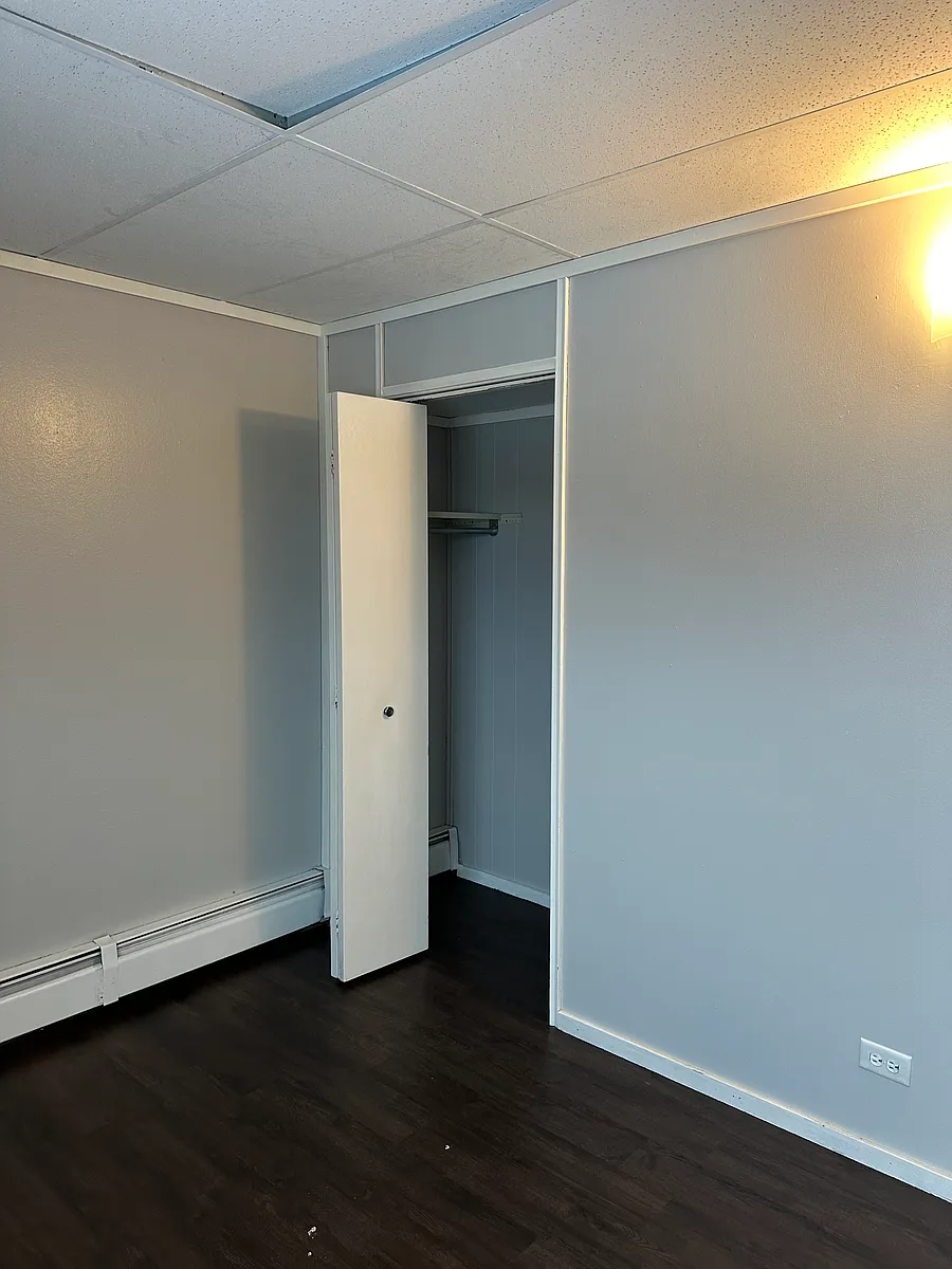 Building Photo - 477 N Wall St #5
