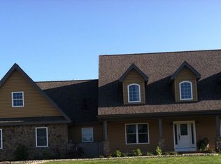 89 Blue Sky Dr, Hughesville, PA 17737