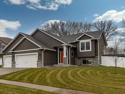 920 Southern View Ln SW, Rochester, MN, 55902