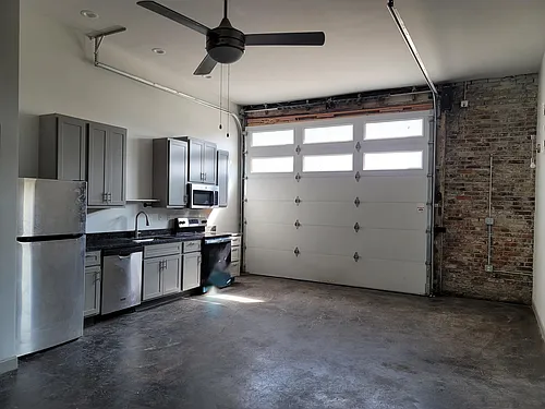 3868 Washington Blvd Photo 1