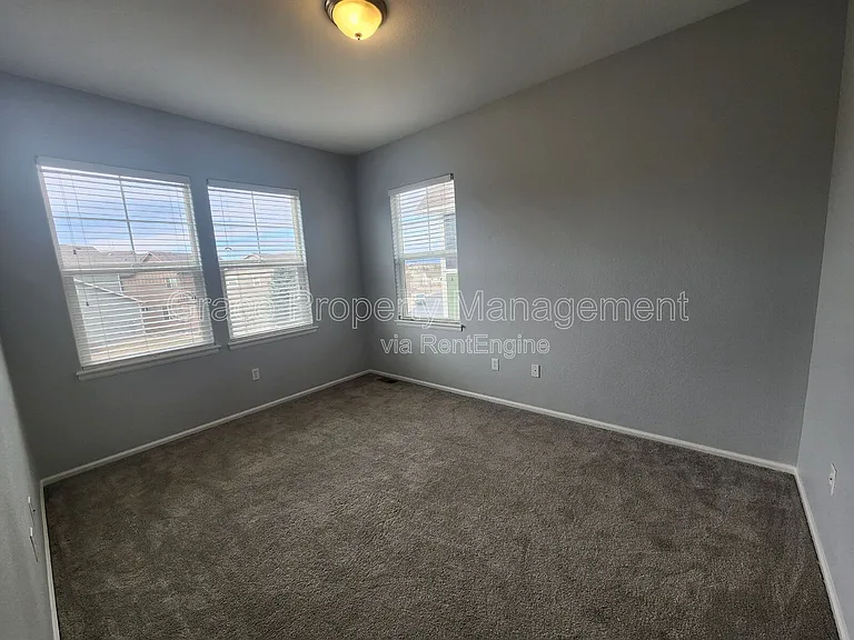 1969 Fairway Pointe Dr — Photo 7