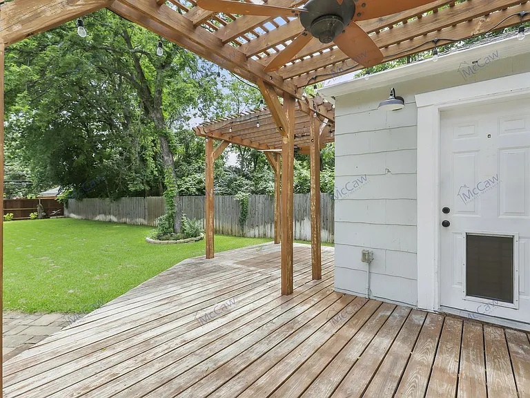 2516 Primrose Ave — Photo 16