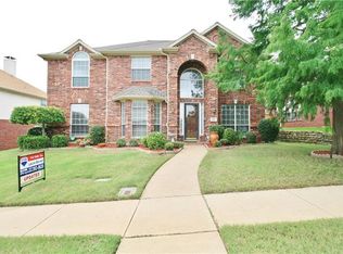 416 Crestview Point Dr, Lewisville, TX 75067