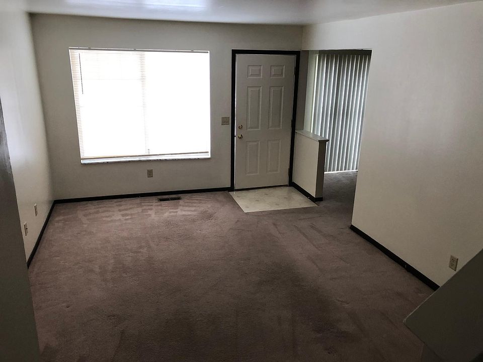2nd image of 7070 Austrian Pine Way APT 7