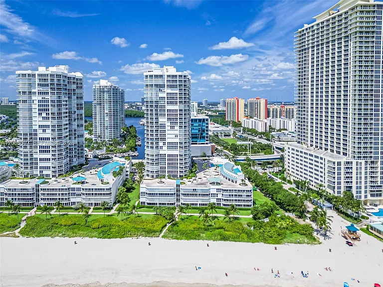 16485 Collins Ave #35C — Photo 48