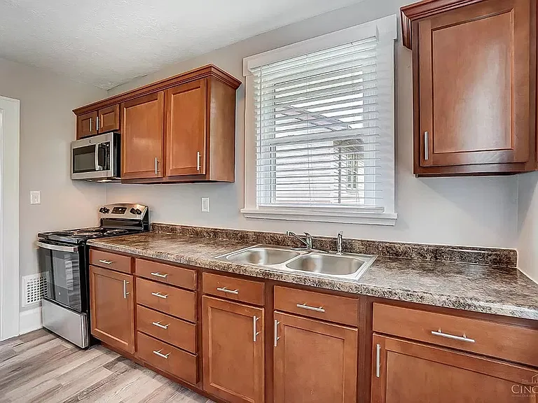 3479 Evanston Ave — Photo 31