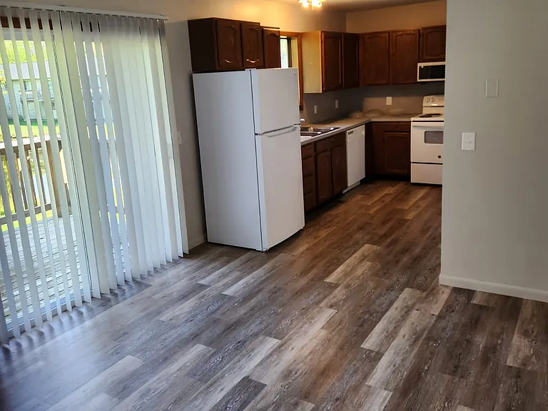 Martin House Apartments — Photo 9